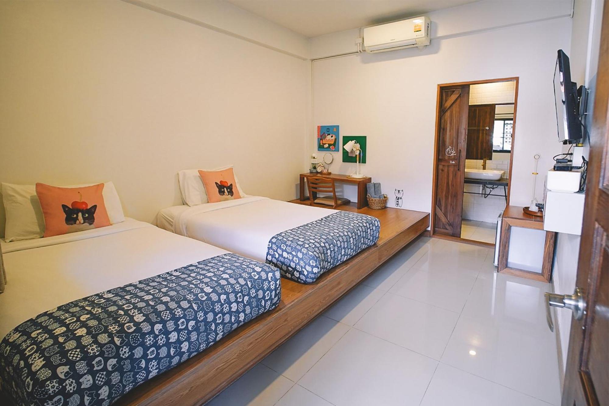 Sleepy House Chiang Rai Bed & Breakfast Екстериор снимка