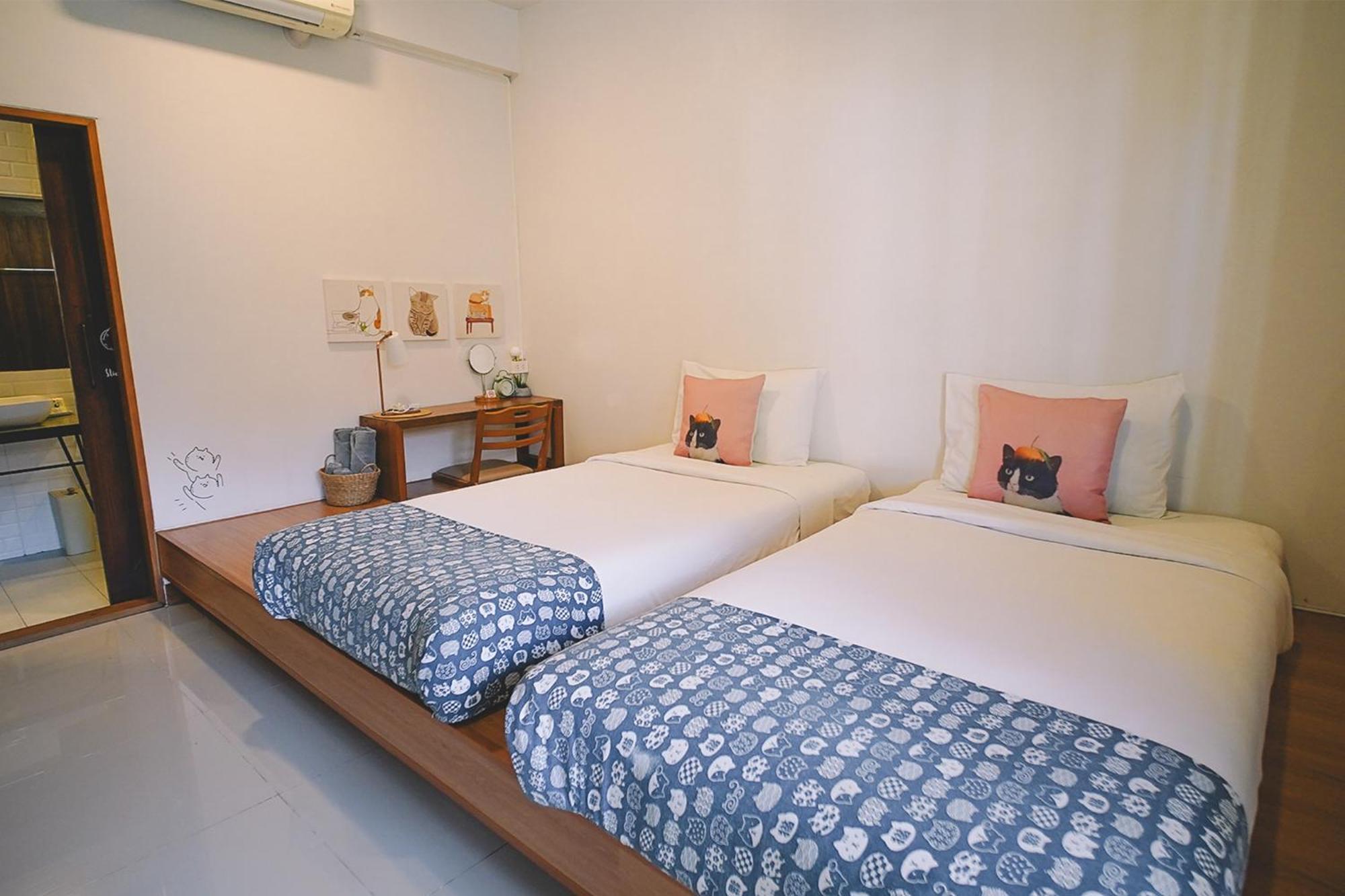 Sleepy House Chiang Rai Bed & Breakfast Екстериор снимка