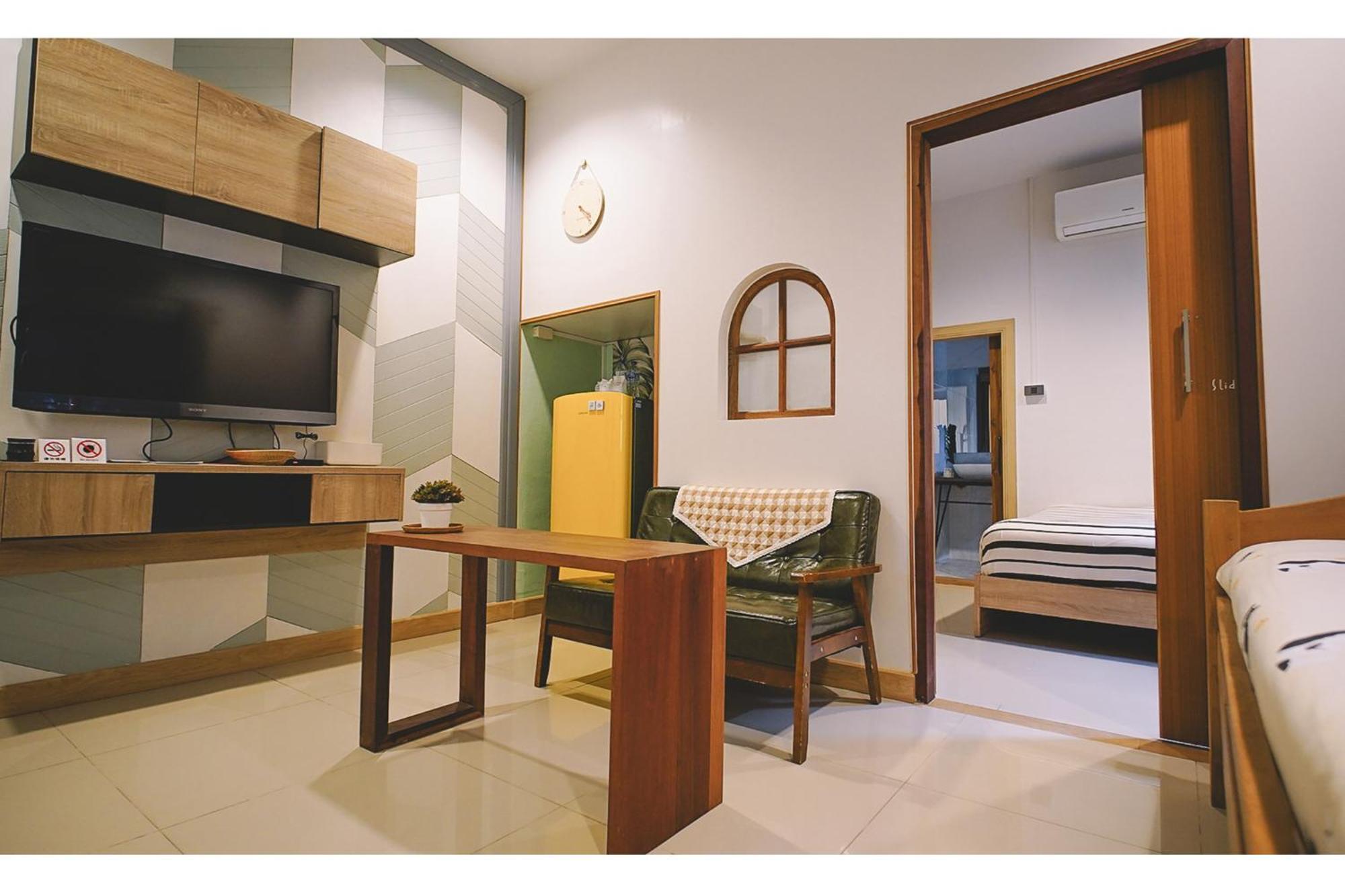 Sleepy House Chiang Rai Bed & Breakfast Екстериор снимка